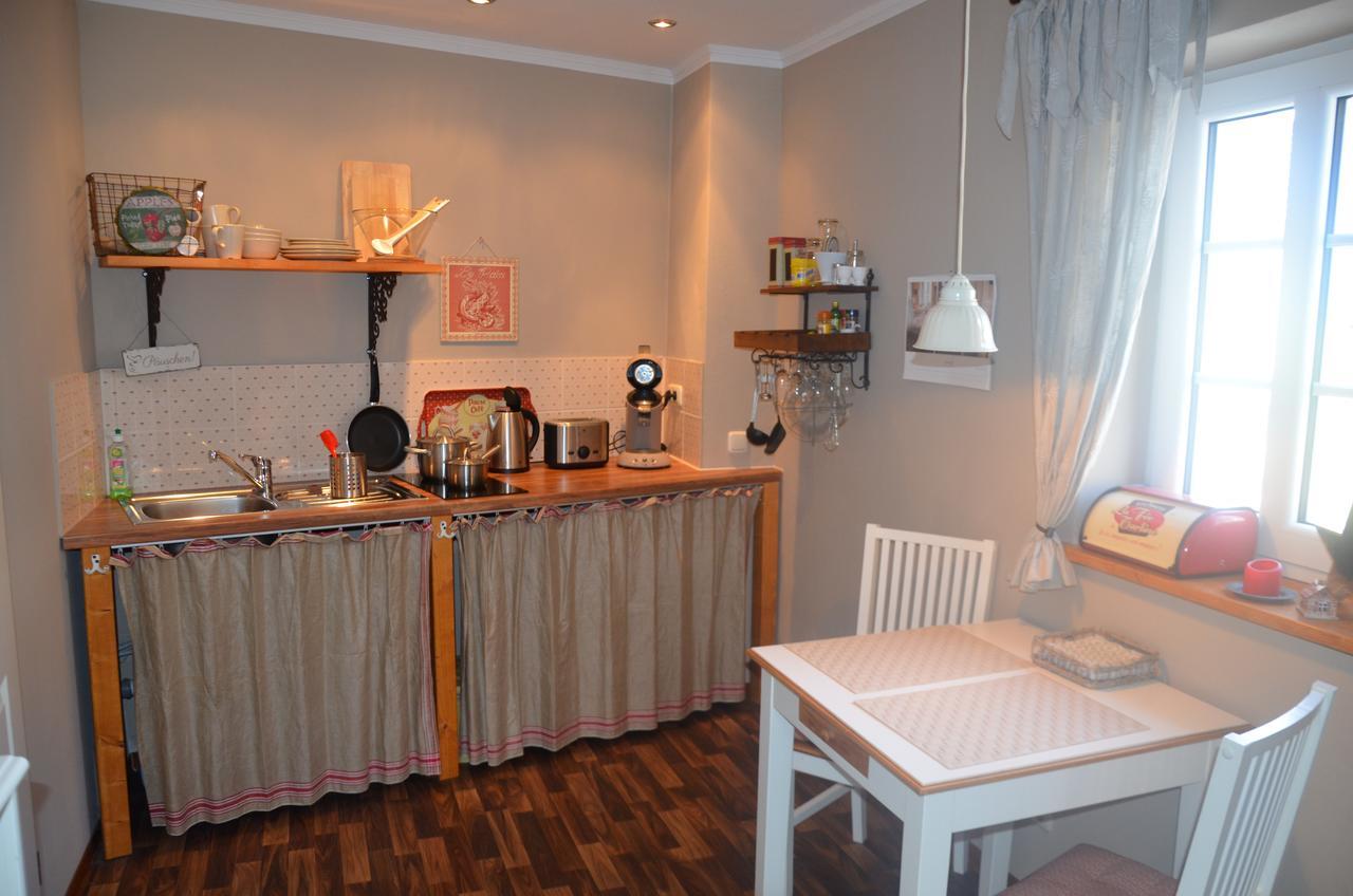 Apartment Adele - Gästezimmer Und Am Elberadweg *